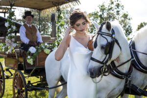 What to Wear to a Western Wedding in Palm Beach