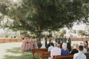 What to Put on Your Free Wedding Website