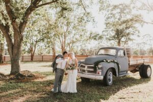 Spring Wedding Venue in Palm Beach with outdoor wedding ceremony