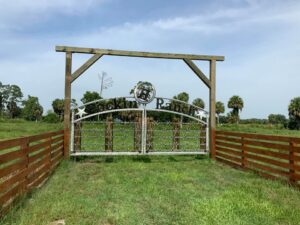 Palm Beach wedding venue outdoor wedding ceremony in spring
