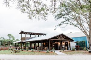 Palm Beach wedding venue hosting spring weddings, garden weddings and outdoor weddings